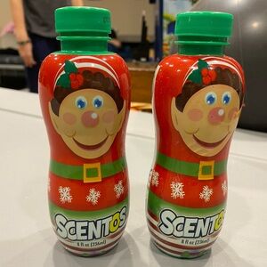 Scene Weaver Scentos Festive Red and Green Bottles